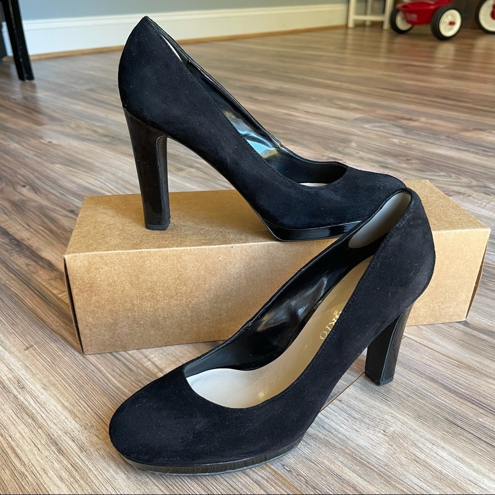 Franco Sarto Balada Suede Black Heel - Size 9